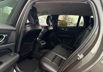 Volvo V60 II  2021 Volvo V60 2,0 B4 197ps FullLed Skora El.klapa Grz.Kierownica Kamera Gwaran, zdjęcie 13