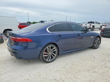 Jaguar XF II 2022 Jaguar XF R-Dynamic Se 2022 2.0 Benzyna 296KM, zdjęcie 3