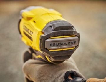 Ударный гайковерт 18 В 370 Нм 1/2' V20 STANLEY SFMCF920B