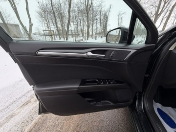 Ford Mondeo V Kombi 2.0 TDCi 150KM 2015 Ford Mondeo MK5 2.0 TDCI 150 Koni Titanium Led Nav, zdjęcie 17