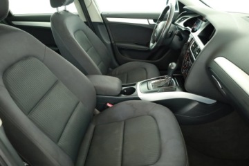 Audi A4 B8 Avant 2.0 TDI 143KM 2009 Audi A4 2.0 TDI, Automat, Klima, Klimatronic, zdjęcie 6