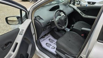 Toyota Yaris II Hatchback 5d 1.33 Dual VVT-i 101KM 2010 Toyota Yaris 8x airbag, Start Stop, zdjęcie 8