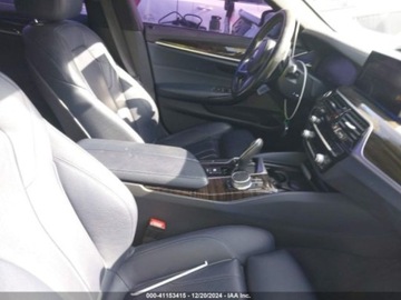 BMW Seria 5 G30-G31 2020 BMW Seria 5 2020r., 540I, od ubezpieczalni 3.0 Benzyna 335KM, zdjęcie 8