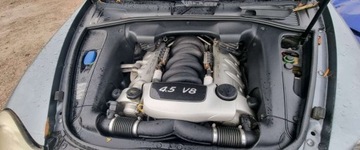 Porsche Cayenne I 4.5 V8 S 340KM 2006 Porsche Cayenne 2006r, 4.5 LPG. AUTOMAT, 4x4. Lekko uszkodzony lewy przod., zdjęcie 4