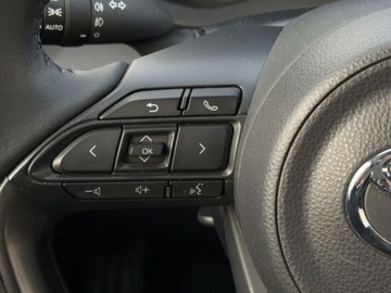 Toyota 2022 Toyota Yaris 1.5 Hybryda 116KM Automat Kamera Aktywny Tempomat 1.5, zdjęcie 16