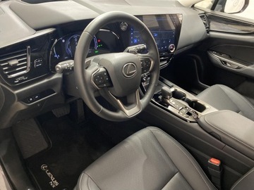 Lexus NX II SUV Facelifting 2.5 450h+ 309KM 2024 Lexus NX 450h+ Prestige AWD II (2021-) Lexus NX 45, zdjęcie 9