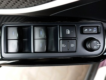Toyota C-HR I Crossover Facelifting 1.8 Hybrid 122KM 2022 Toyota C-HR EXECUTIVE Kraj Bezwypadk 1wł, zdjęcie 16