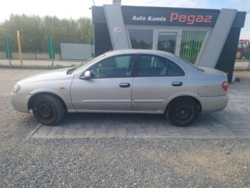 Nissan Almera II Sedan 1.5 16V 98KM 2004 Nissan Almera Opony zimowe gratis 1.5 Benzyna 98KM, zdjęcie 1