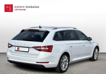 Skoda Superb III Kombi Facelifting 2.0 TDI SCR 150KM 2021 Skoda Superb 2.0 Diesel 150KM, zdjęcie 4