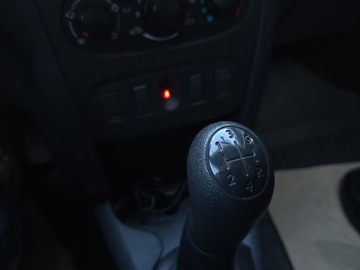 Dacia Sandero II Hatchback 5d Facelifting 1.0 SCe 73KM 2019 Sandero 1.0 SCe Laureate, zdjęcie 14