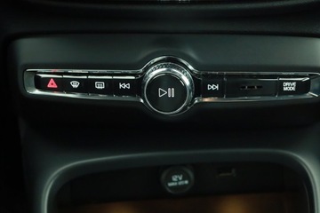 Volvo XC40 Crossover 1.5 T3 156KM 2018 Volvo XC40 T3, Salon Polska, Serwis ASO, Skóra, zdjęcie 14