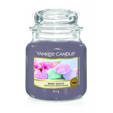 Średnia świeca Berry Mochi Yankee Candle