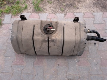 IVECO DAILY III 99-06 NÁDRŽ PALIVA PRAVÁ STRANA