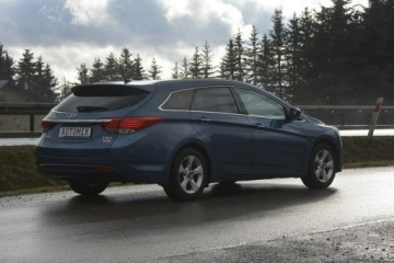 Hyundai i40 Kombi 1.7 CRDi HIGH 136KM 2011 Hyundai i40 1.7CRDI nawi kamera cofania automat, zdjęcie 9