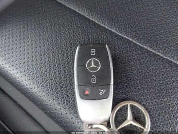 Mercedes GLC C253 2020 Mercedes-Benz GLC 2020 r., 2,0L 4 MATIC 2.0 Benzyna 255KM, zdjęcie 12