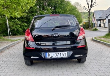 Hyundai i20 I Hatchback 5d Facelifting 1.2 DOHC 85KM 2012 Hyundai i20 Hyundai i20 1.25 Wersja Jubileuszowa 1.2 Benzyna 85KM, zdjęcie 8