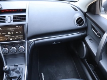 Mazda 6 II Sedan 1.8 MZR 120KM 2009 Mazda 6 1.8, Klima, Klimatronic, Tempomat, zdjęcie 7