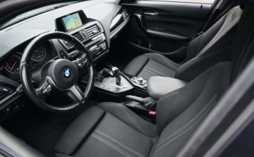 BMW Seria 1 F20-F21 Hatchback 5d Facelifting 2015 118d 150KM 2016 BMW Seria 1 2,0D 150 KM SPORT-LINE Full Led Nawigacja Klimatronik 2.0 150KM, zdjęcie 16
