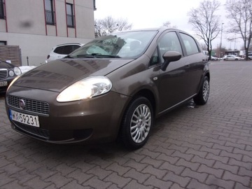 Fiat Punto Grande Punto Hatchback 5d 1.4 8v 77KM 2009 Fiat Punto II wł, zdjęcie 8