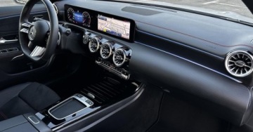 Mercedes CLA C118/X118 Coupe Facelifting 1.3 200 163KM 2025 Mercedes-Benz CLA Salon PL AMG 7G-DCT Ambiente Kamera Keyless LED IHC Pano, zdjęcie 20