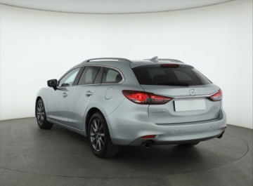 Mazda 6 III Sport Kombi Facelifting 2018 2.0 Skyactiv-G 165KM 2018 Mazda 6 2.0 Skyactiv-G, Salon Polska, Serwis ASO, zdjęcie 3