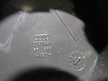 AUDI A4 B6 B7 KNOFLÍK SEDADLA SOUL 8E0881671 0097646