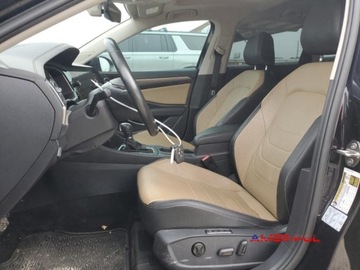 Volkswagen Jetta VI 2019 Volkswagen Jetta 2019 1.4L FWD 1.4 Benzyna 150KM, zdjęcie 6