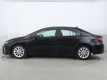 Toyota Corolla XII Sedan 1.8 Hybrid 122KM 2022 Toyota Corolla 1.8 Hybrid, Salon Polska, zdjęcie 2