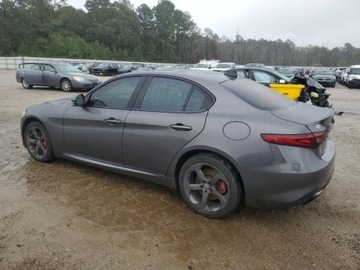 Alfa Romeo Giulia II Sedan 2.0 TBi 280KM 2017 Alfa Romeo Giulia 2017., 2.0L Q4 2.0 Benzyna 280KM, zdjęcie 2