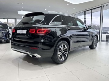 Mercedes GLC C253 SUV Facelifting 2.0 200d 163KM 2019 Mercedes-Benz GLC 200d 4-Matic Kamera cofania Nawigacja LED Salon Pols, zdjęcie 3