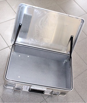 Герметичный чемодан. алюминий БАКО 57,5x38,5x17