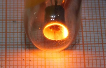 Неоновая лампа 220В МН-3 НЕИСПОЛЬЗОВАННАЯ