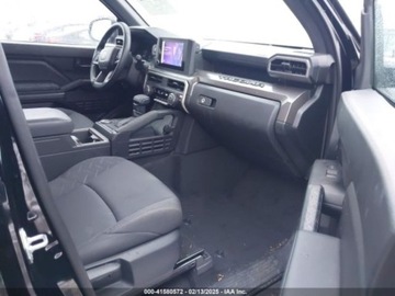 Toyota Tacoma II 2024 Toyota Tacoma 2024r., SR5, od ubezpieczalni 2.4 Benzyna 278KM, zdjęcie 8