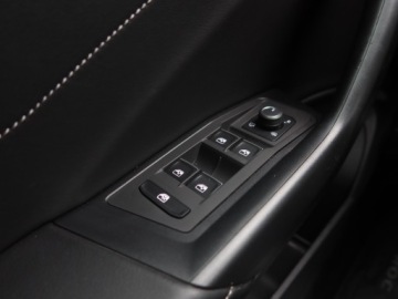 Volkswagen T-Roc I SUV Facelifting 1.5 TSI ACT 150KM 2022 VW T-Roc 1.5 TSI, Salon Polska, Serwis ASO, zdjęcie 16