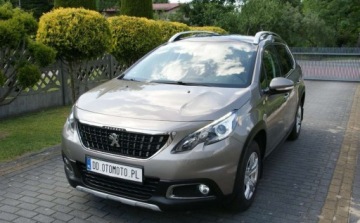 Peugeot 2008 I SUV Facelifting 1.6 BlueHDi 99KM 2017 Peugeot 2008 Peugeot 2008 1.6 BlueHDi Allure 1.6 Diesel 99KM