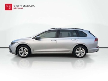 Volkswagen Golf VIII Variant 1.5 TSI 130KM 2022 Volkswagen Golf 1.5TSI 130KM Life SalonPL SerwisASO Acc Led Virtual KessyG, zdjęcie 1