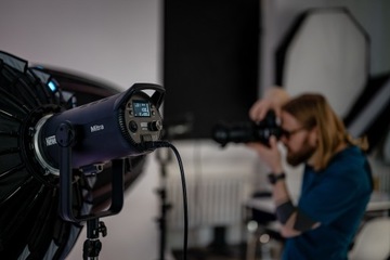 Светодиодная лампа Newell RGB Mitra 180