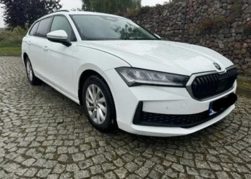 Skoda Superb III Kombi Facelifting 2.0 TDI SCR 150KM 2024 Skoda Superb 2.0 TDI SCR Essence DSG