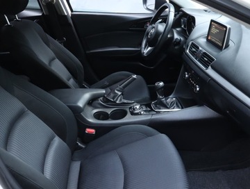 Mazda 3 III Hatchback Facelifting 2.0 SKYACTIV-G 120KM 2016 Mazda 3 2.0 Skyactiv-G, Navi, Xenon, Bi-Xenon, zdjęcie 8