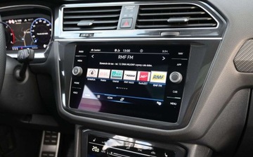 Volkswagen Tiguan II SUV Facelifting 2.0 TDI 200KM 2022 Volkswagen Tiguan 2,0 TDI 200 KM 4x4 R-LINE HEDA UP MATRIX Kamera 360 Nawi, zdjęcie 28