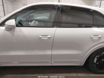 Porsche Cayenne III 2021 Porsche Cayenne 2021r, Turbo, 4.0L, 4x4 4.0 Benzyna 453KM, zdjęcie 2