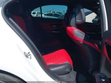 Mercedes Klasa C W206 2023 Mercedes-Benz Klasa C 300 2023 2.0l 2.0 Benzyna 255KM, zdjęcie 12