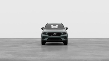 Volvo XC40 Crossover Facelifting 2.0 B4 197KM 2025 Volvo XC 40 Plus Dark B4 Mild Hybrid Benzyna, zdjęcie 2