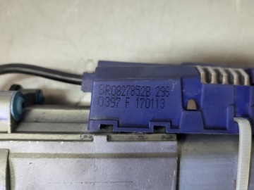 VZPĚRA/TLAKOVAČ ELELKTRICKÝ KRYT PRAVÝ AUDI Q5 8R 8R0827852B