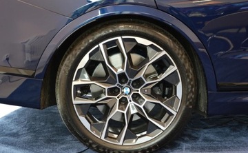 BMW X7 SUV M Facelifting 4.4 M60i 530KM 2025 BMW X7 Dostepne od reki RABAT 20 BMW Bonkowscy Wroclaw 4.4 Benzyna, zdjęcie 3