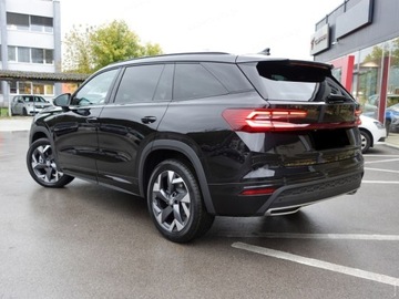 Skoda Kodiaq II SUV 2.0 TDI SCR 193KM 2025 SKODA Kodiaq Sportline 2.0 TDI DSG 4x4 Suv 193KM 2025, zdjęcie 3