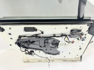 ASTON MARTIN DBX MY83 KOMPLETNÍ DVEŘE LEVÉ PŘEDNÍ MPV BÍLÁ PERLA