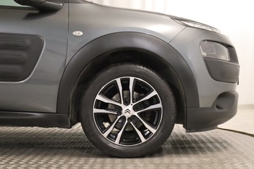 Citroen C4 Cactus Crossover 1.2 PureTech 82KM 2016 Citroen C4 Cactus 1.2 PureTech, Salon Polska, zdjęcie 14