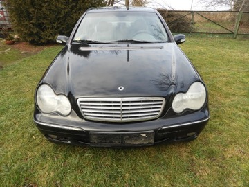 ZDERZAK MERCEDES C-KLASA W203 SEDAN 197 PRZÓD KPL.