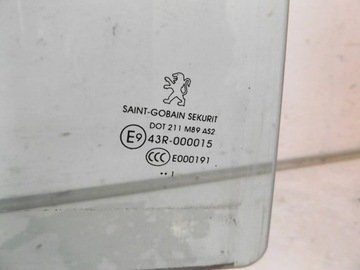 207 5D SKLO (OKNO) PRAVÝ ZADNÍ 2011R